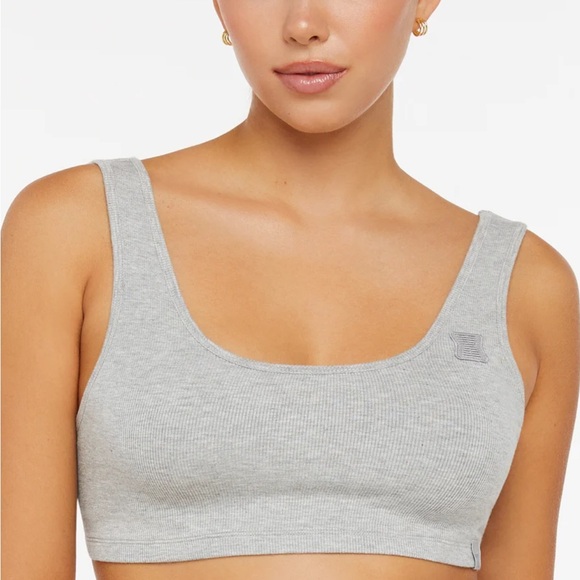 NWOT Savage X Fenty Ribbed Crop and Shorts Set - Picture 6 of 10